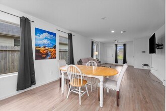 732 Autumn Cherry Trl in Magnolia, TX - Building Photo - Building Photo