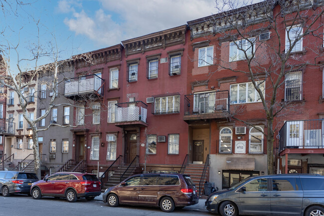 242 Keap St in Brooklyn, NY - Foto de edificio - Building Photo