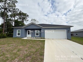 1325 Pavillion St NW in Palm Bay, FL - Building Photo