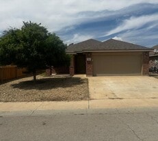 713 E 96th St in Odessa, TX - Building Photo