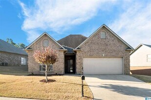 2931 Summit Dr in Fultondale, AL - Building Photo