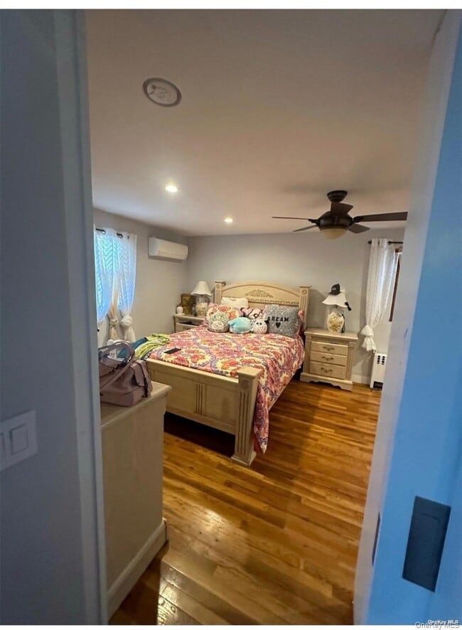 property at 761 Jackson Ave