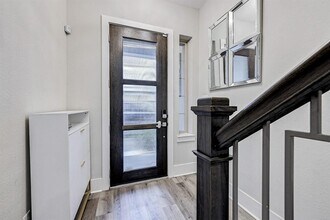 812 Kamano Ave in Houston, TX - Building Photo - Building Photo