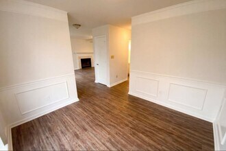 5719 Rocbridge Ln in Charlotte, NC - Building Photo - Building Photo