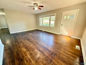 117 Meadow Dr in Madison, AL - Building Photo - Building Photo