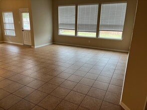 12730 Benton Park Ln in Tomball, TX - Building Photo - Building Photo