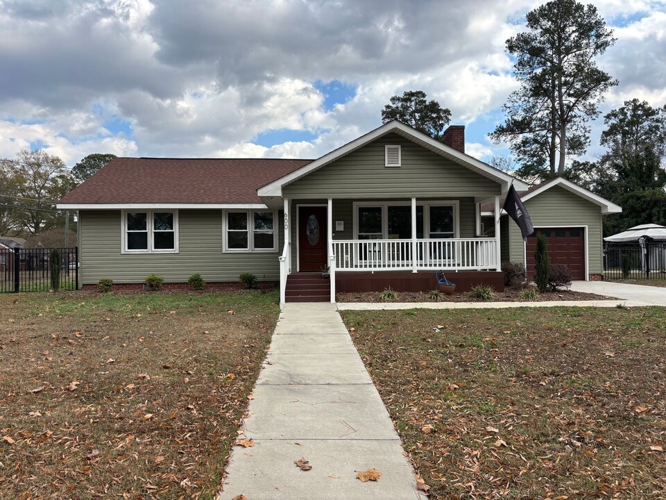 600 S Oleander Ave in Goldsboro, NC - Building Photo