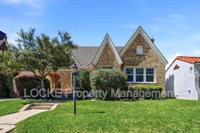 property at 3304 Cockrell Ave