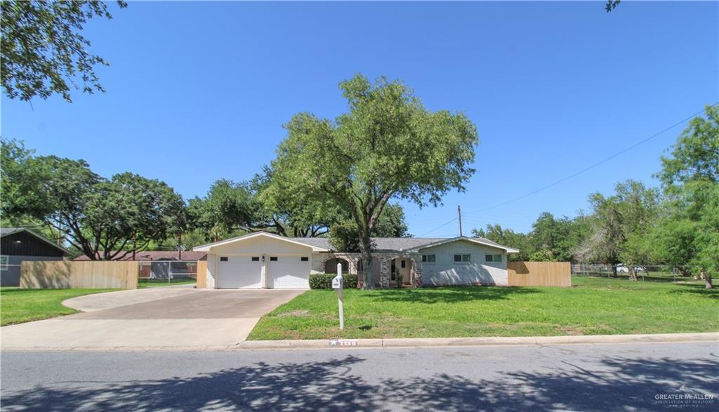 1220 Martin Ave in McAllen, TX - Foto de edificio