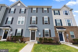 168 Bishop Wy in Dublin, PA - Building Photo