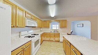 9911 SW 96th St in Ocala, FL - Building Photo - Building Photo