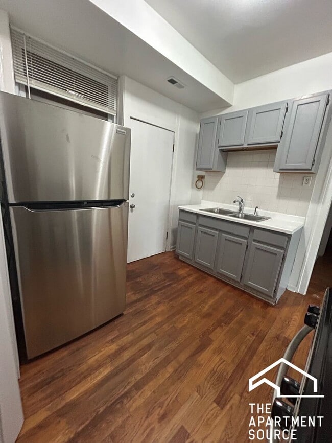 4550 N Western Ave in Chicago, IL - Building Photo - Building Photo