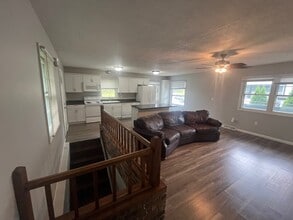 940 Miller Ave in Iowa City, IA - Building Photo - Building Photo