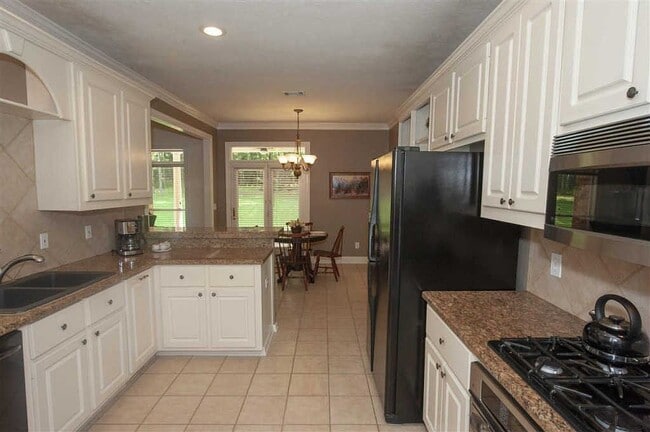 property at 110 Evergreen Ct