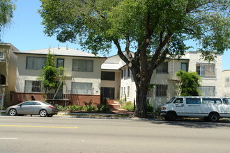 5939 Telegraph Ave in Oakland, CA - Building Photo - Building Photo