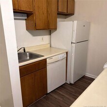 6408 Starbrook Dr in Fayetteville, NC - Foto de edificio - Building Photo