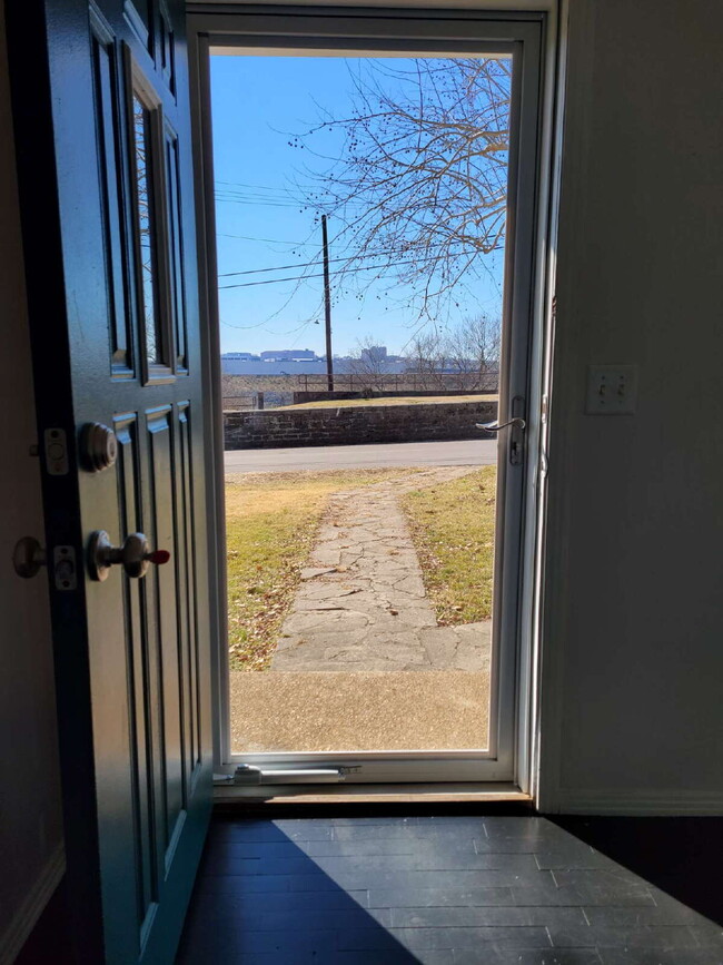 1519 Lock Rd in Nashville, TN - Building Photo - Building Photo