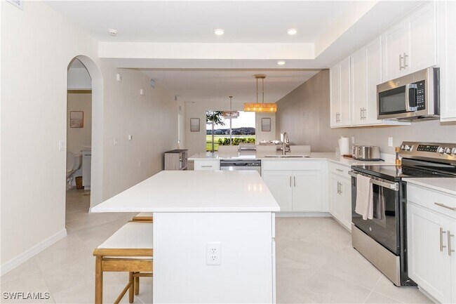 5527 Double Eagle Cir, Unit 3815 in Ave Maria, FL - Foto de edificio - Building Photo