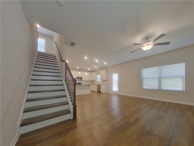2887 McKenzie Dr in Lawrenceville, GA - Foto de edificio - Building Photo