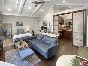 9934 Westwanda Dr in Beverly Hills, CA - Building Photo - Building Photo