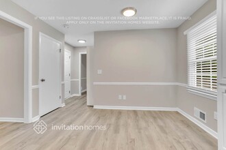 2182 Ridgewood Ct in Marietta, GA - Foto de edificio - Building Photo