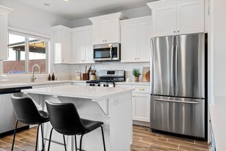 660 S Breann Dr in Ivins, UT - Building Photo - Building Photo