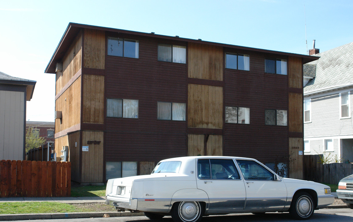 1707 W Mallon Ave in Spokane, WA - Building Photo