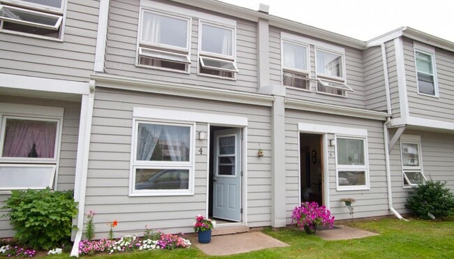 SOLD - DesBarres House (64 Belvedere Avenue) in Charlottetown, PE - Building Photo - Building Photo