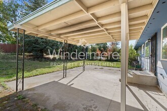 6828 N G St in Spokane, WA - Building Photo - Building Photo