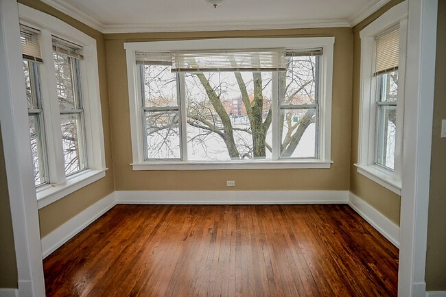 property at 1431 S Tripp Ave