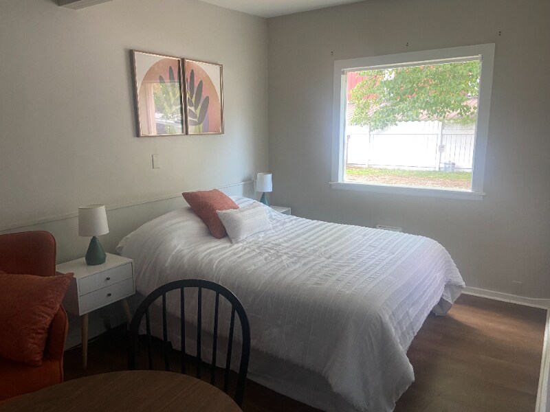 308 E Cherry Alley-Unit -4 in Ligonier, PA - Building Photo