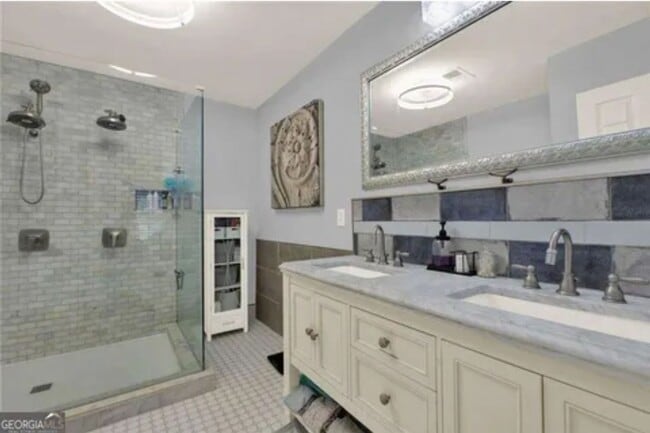 4967 Warmstone Way in Atlanta, GA - Building Photo - Building Photo