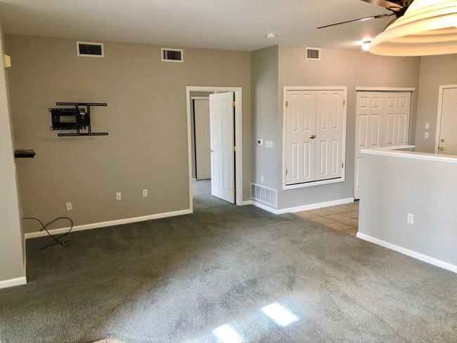 Bright & Inviting 1st Floor Condo for Rent! in Evans, CO - Building Photo - Building Photo