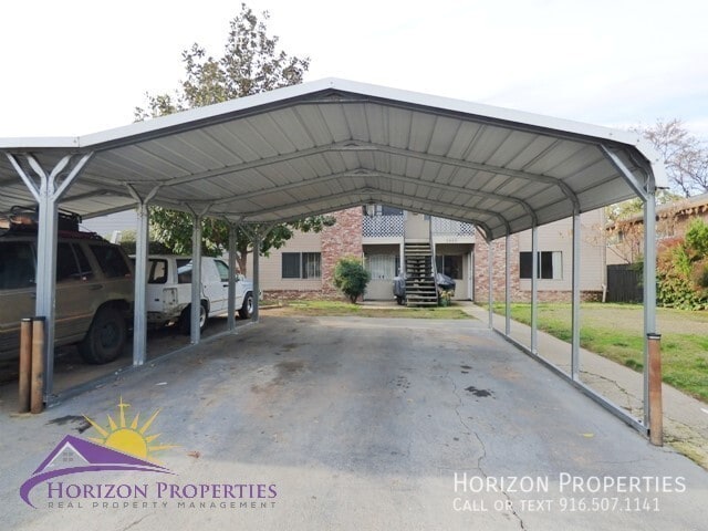 7449 Tiara Way in Citrus Heights, CA - Building Photo - Building Photo