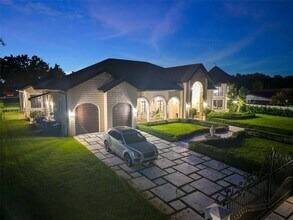 9815 SW 114th St in Miami, FL - Building Photo - Building Photo