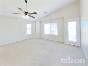 10668 E Lupine Ln in Florence, AZ - Building Photo - Building Photo