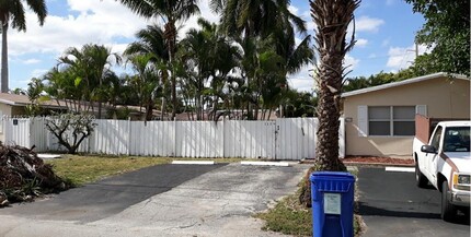 1123 NE 16th Ct-Unit -1129A in Fort Lauderdale, FL - Building Photo - Building Photo