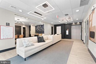 21950 Garganey Ter in Ashburn, VA - Building Photo