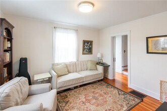 8 Palmer St in Newport, RI - Building Photo - Building Photo