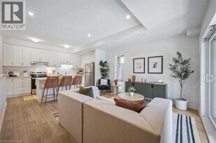 81 REVERIE Wy in Kitchener, ON - Building Photo