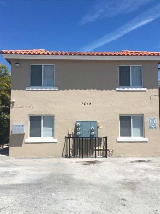 1419 SW 22nd Ave in Miami, FL - Building Photo