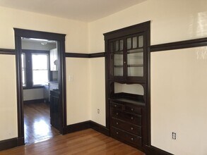 51 Breck Ave in Boston, MA - Foto de edificio - Building Photo