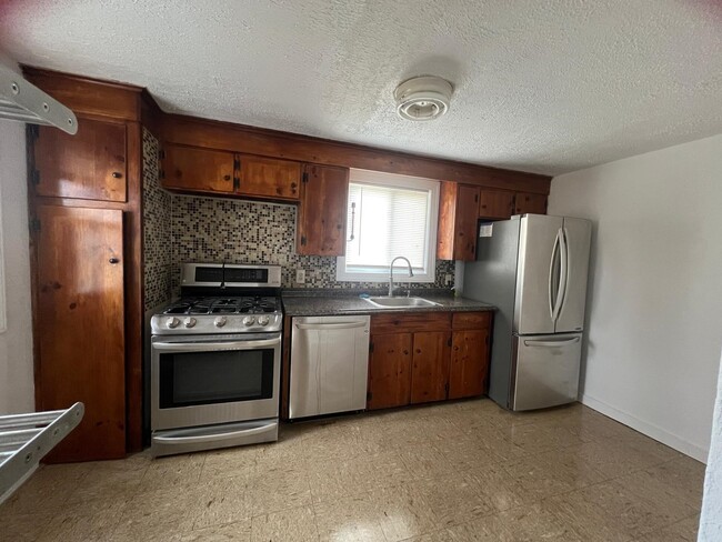 5 Colorado Ave in Endicott, NY - Building Photo - Building Photo