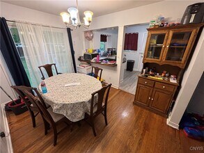 102 Canfield Dr in Syracuse, NY - Building Photo - Building Photo