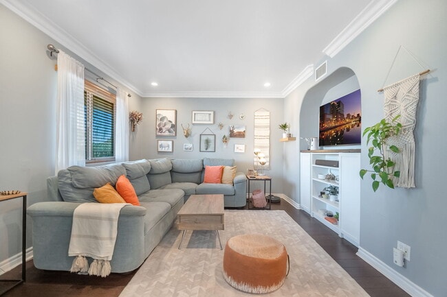 2736 B St, Unit 204 in San Diego, CA - Foto de edificio - Building Photo