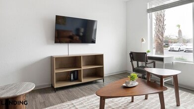 9301 Summit Centre Way, Unit 1318 in Orlando, FL - Building Photo - Building Photo