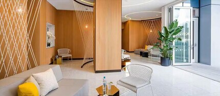 605 W 42nd St in New York, NY - Building Photo - Building Photo