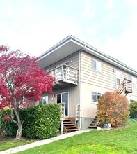 619 11th St, Unit 619 11th Street #1 in Bellingham, WA - Building Photo - Building Photo