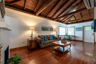 17 S L St in Lake Worth, FL - Building Photo - Interior Photo