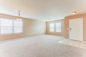 3354 S Colt Dr in Gilbert, AZ - Building Photo - Building Photo